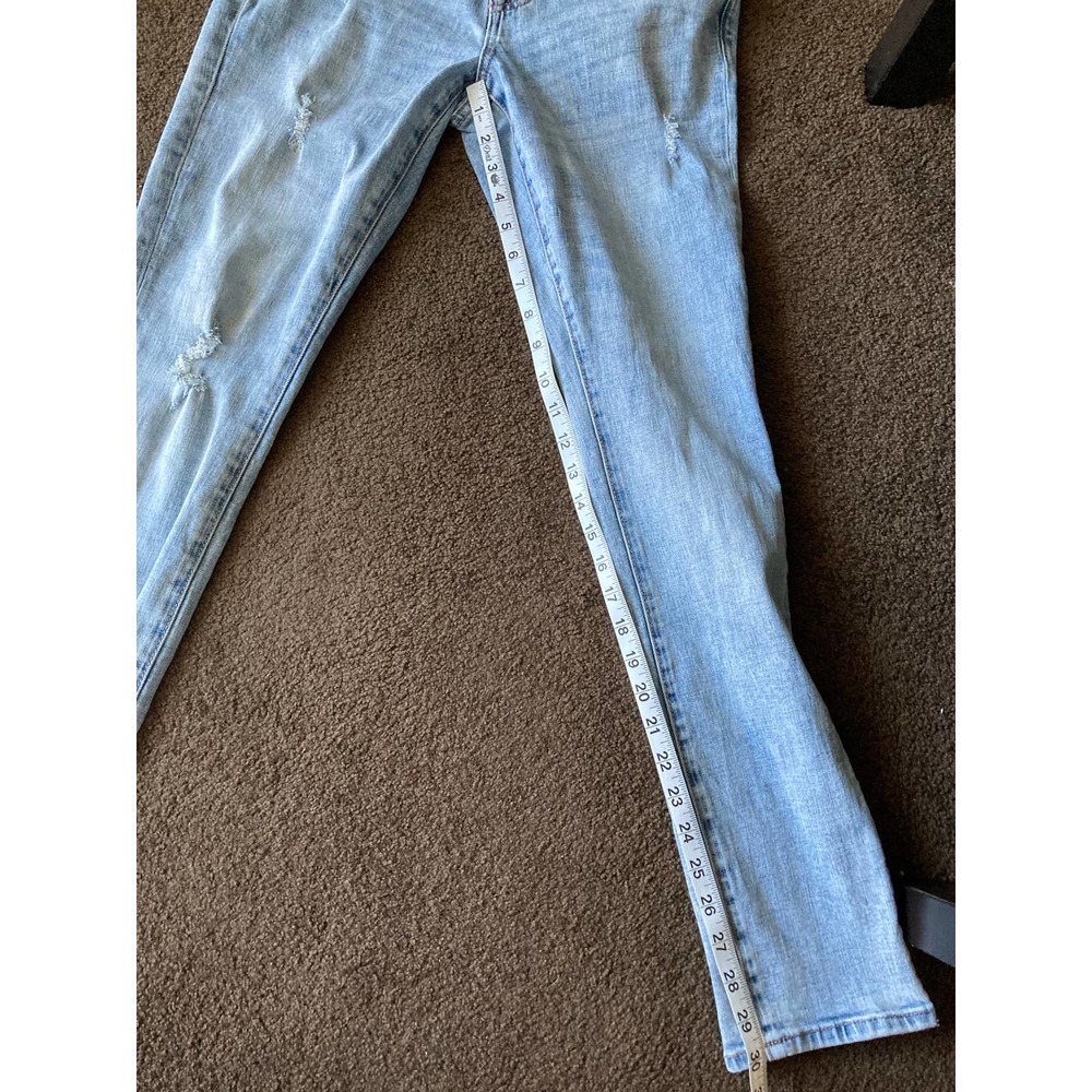 Aeropostale Lightwash Distressed Skinny Jeans Sz 30/32 - Picture 7 of 8